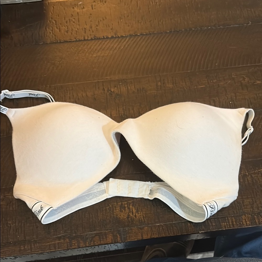 PINK Victoria's Secret Light Cream Bra